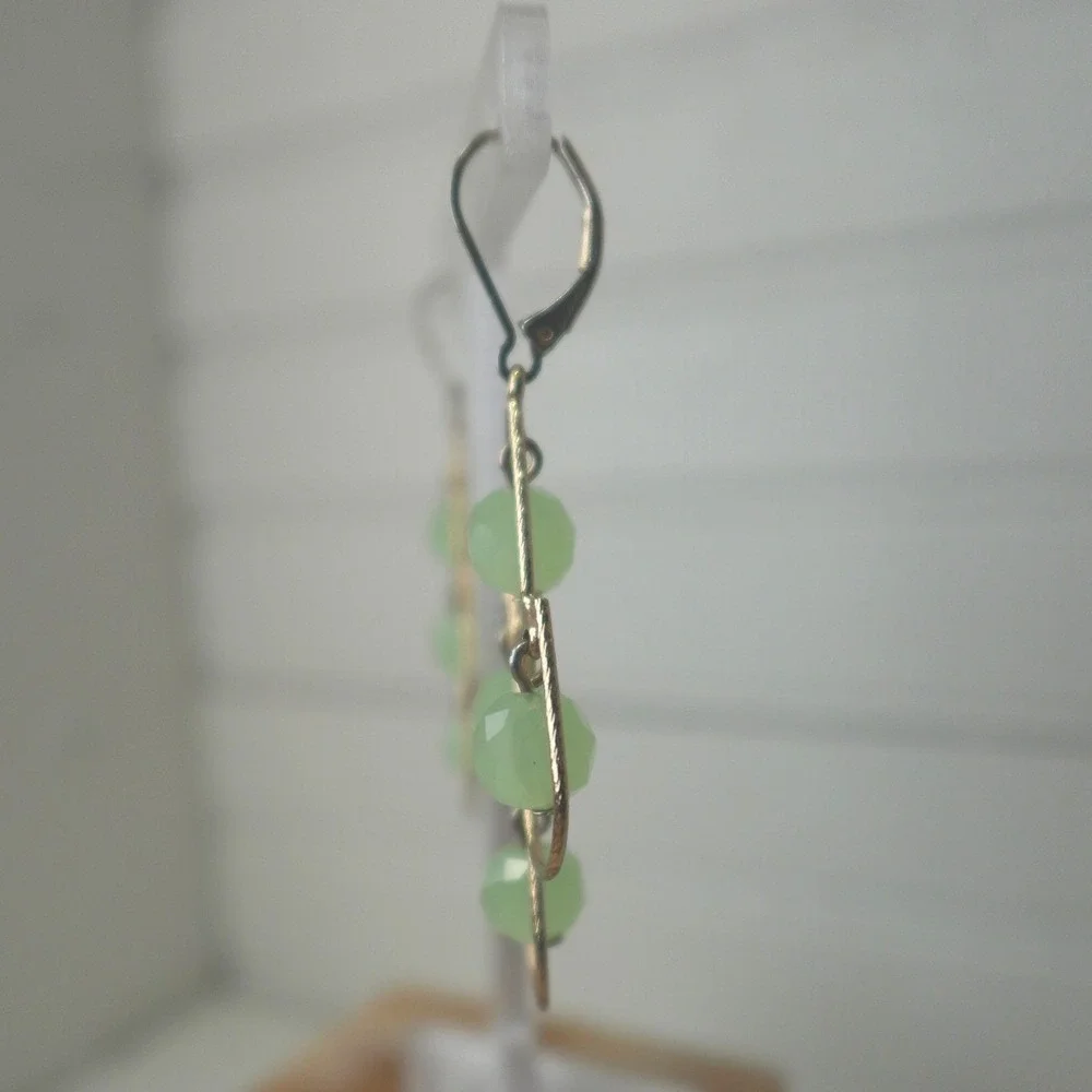 Y2K Dangle Earrings Green Beads Gold Tone Chandelier Tiered Pierced Jewelry